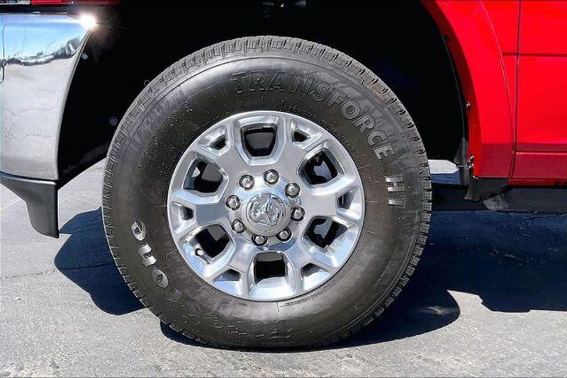 Used 2021 RAM 3500 LaramieImage 8