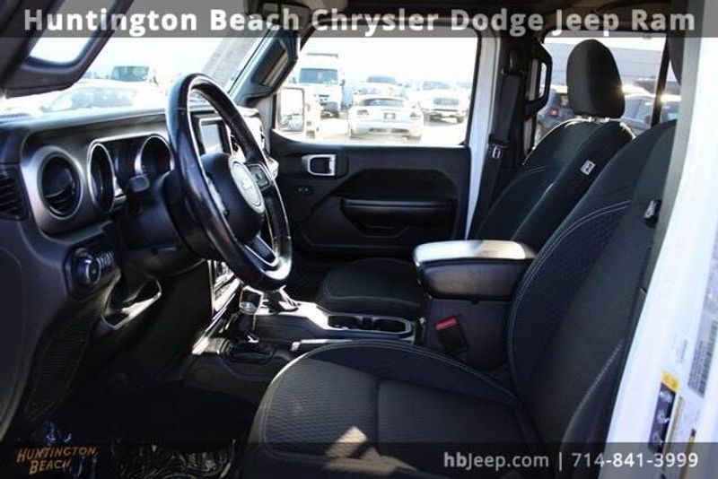 2021 Jeep Wrangler Unlimited Sport SImage 32