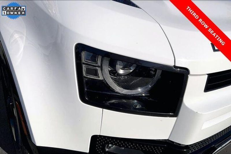 Used 2024 Land Rover Defender X-Dynamic SEImage 27