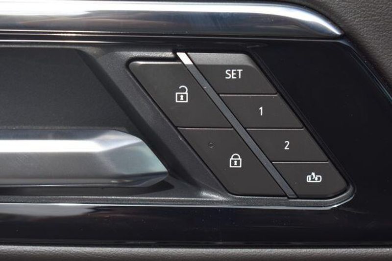 New 2026 Chevrolet Suburban RSTImage 27