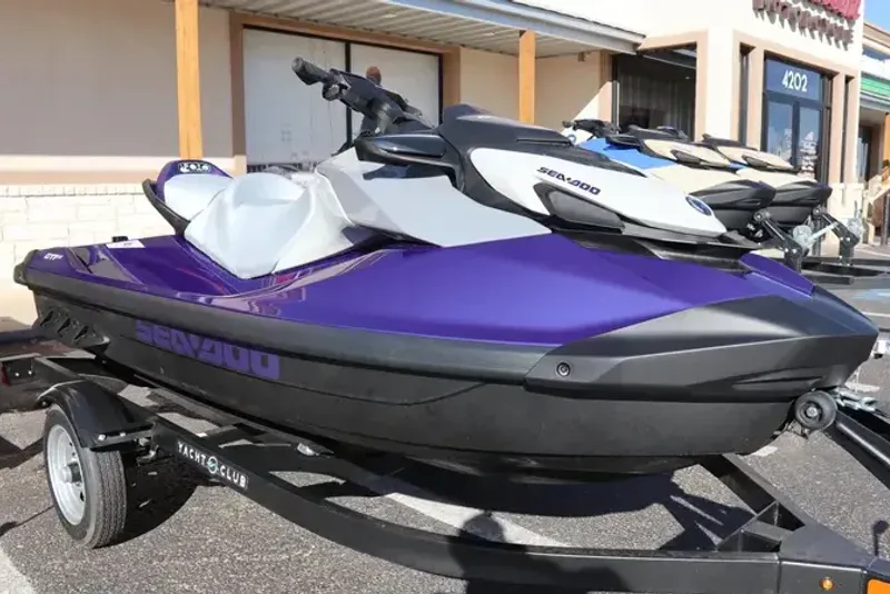 2025 SEADOO GTI SE 170 WITH SOUND SYSTEM IDF MIDNIGHT PURPLE 