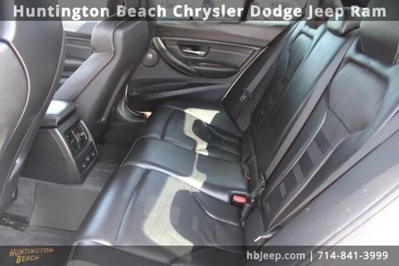 2015 BMW M3 BaseImage 34