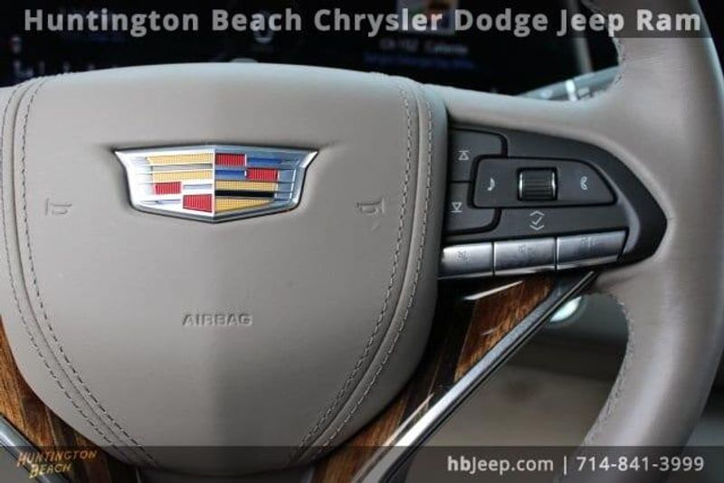 2023 Cadillac Escalade Sport PlatinumImage 24