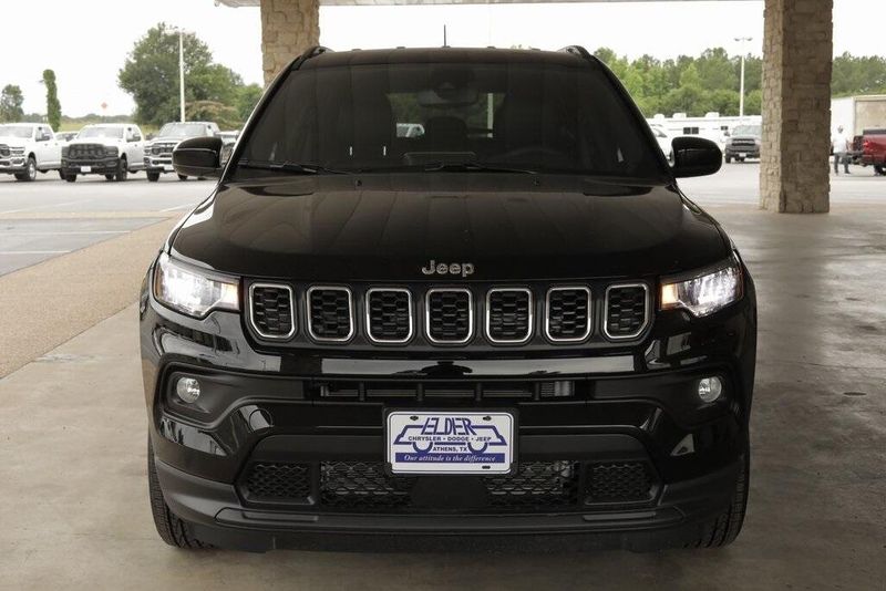 2025 Jeep Compass Latitude 4x4Image 2