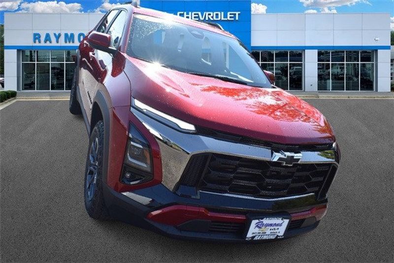 2025 Chevrolet Equinox activImage 9