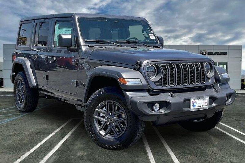 New 2026 Jeep Wrangler 4-door Sport SImage 14