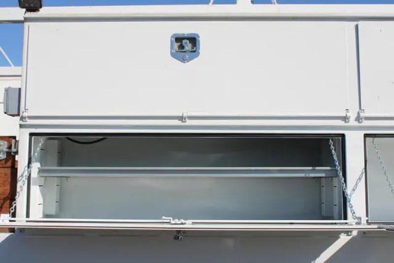 2022 RAM 5500 Chassis Tradesman Regular Cab Belco BodyImage 10
