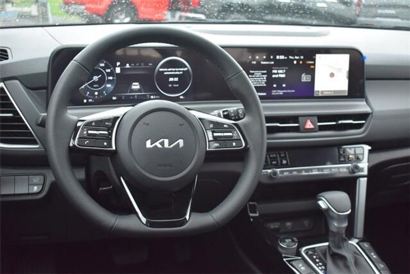 2024 Kia Seltos SXImage 21