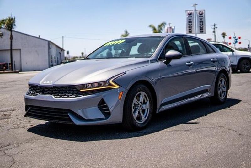 2023 Kia K5 LXSImage 3