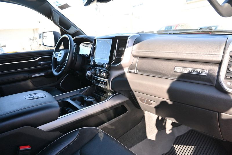 2022 RAM 1500 LaramieImage 15