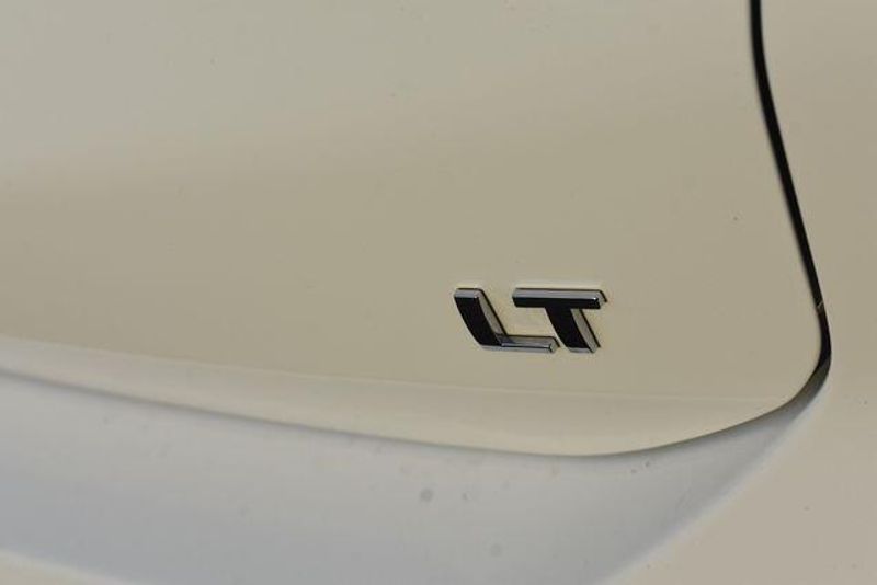 Used 2024 Chevrolet Equinox LTImage 16