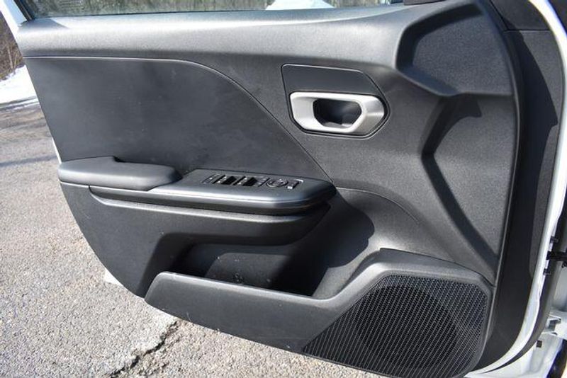 New 2026 Kia K4 LXSImage 28