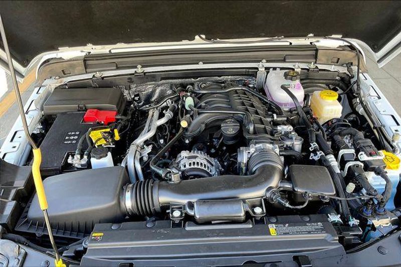 New 2025 Jeep Wrangler 4-door Sport SImage 9