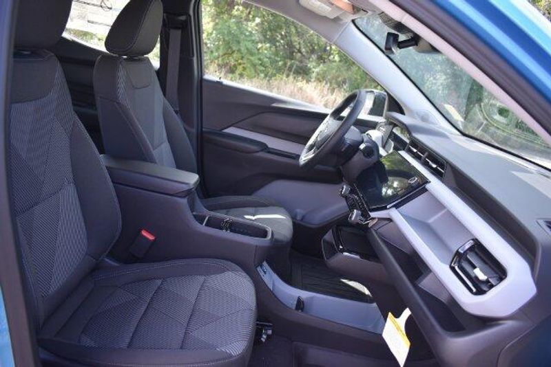 New 2027 Chevrolet Bolt EV LTImage 14