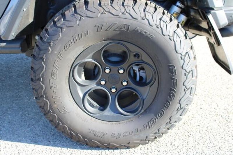 2023 Jeep Wrangler 4xE Rubicon 20th Anniversary 4x4Image 21