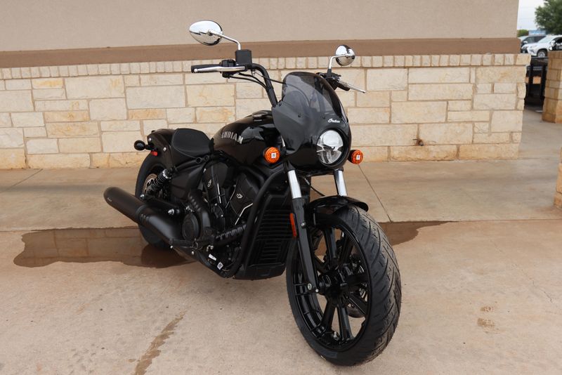 2025 INDIAN MOTORCYCLE SPORT SCOUT SIXTY ONYX BLACK METALLIC 