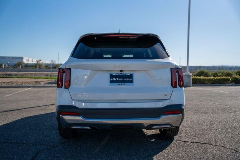 New 2026 Kia Sorento Hybrid EXImage 6