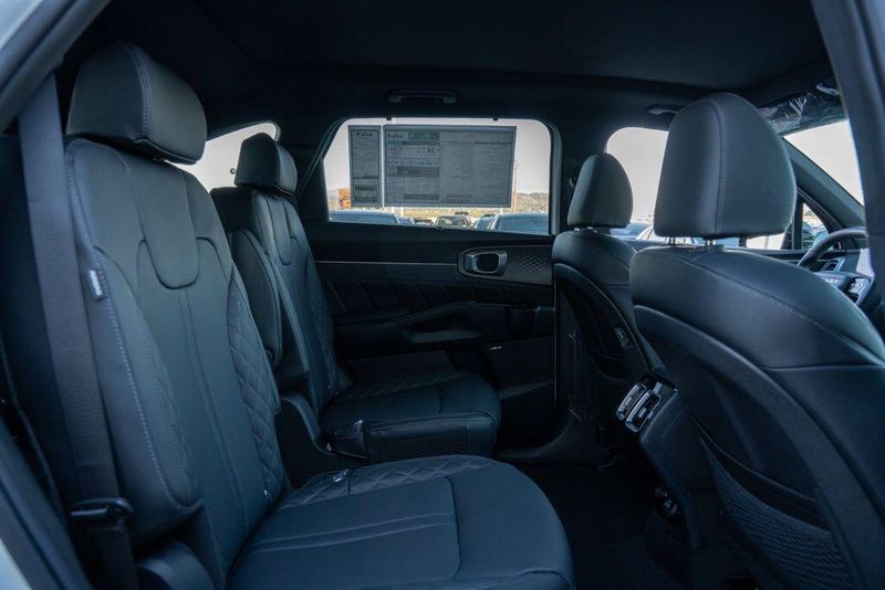 New 2026 Kia Sorento Hybrid X-Line SX PrestigeImage 13