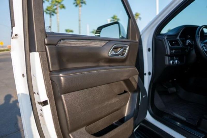 2021 GMC Yukon SLTImage 12