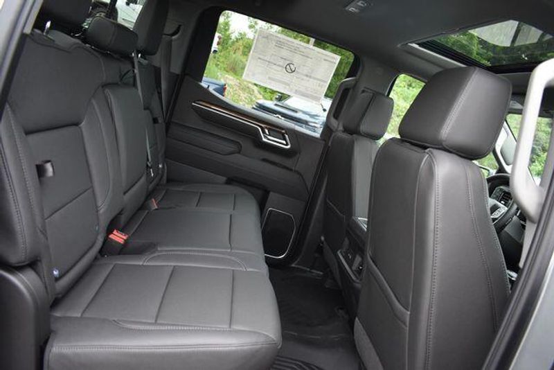 New 2026 Chevrolet Silverado 1500 RSTImage 18
