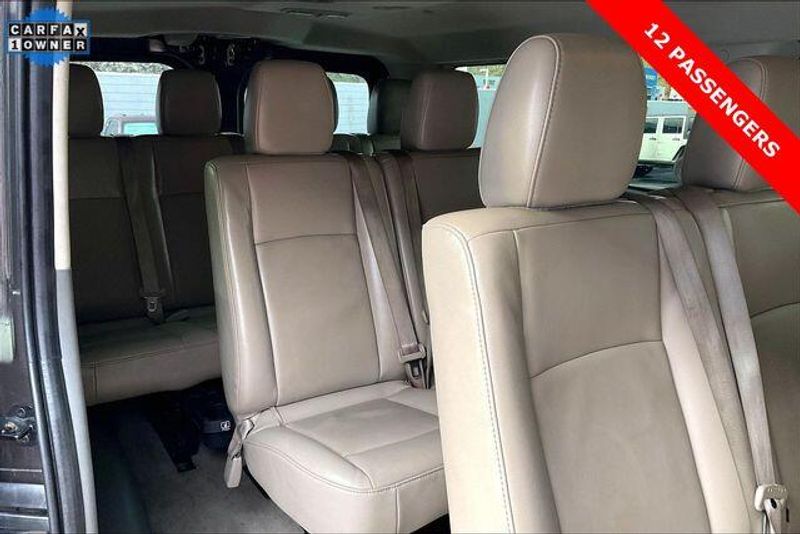 Used 2018 Nissan NV Passenger NV3500 HD SLImage 33