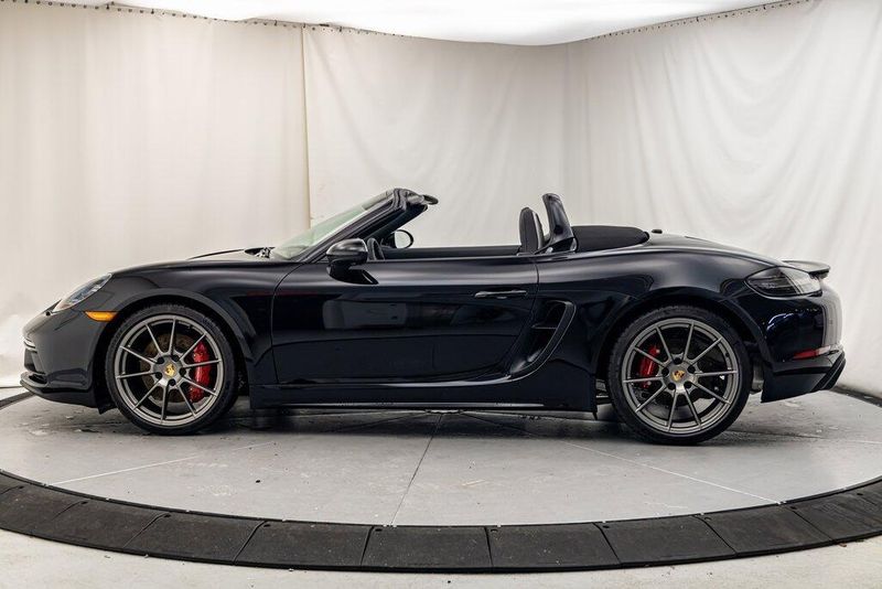 2024 Porsche 718 Boxster GTS 4.0Image 2