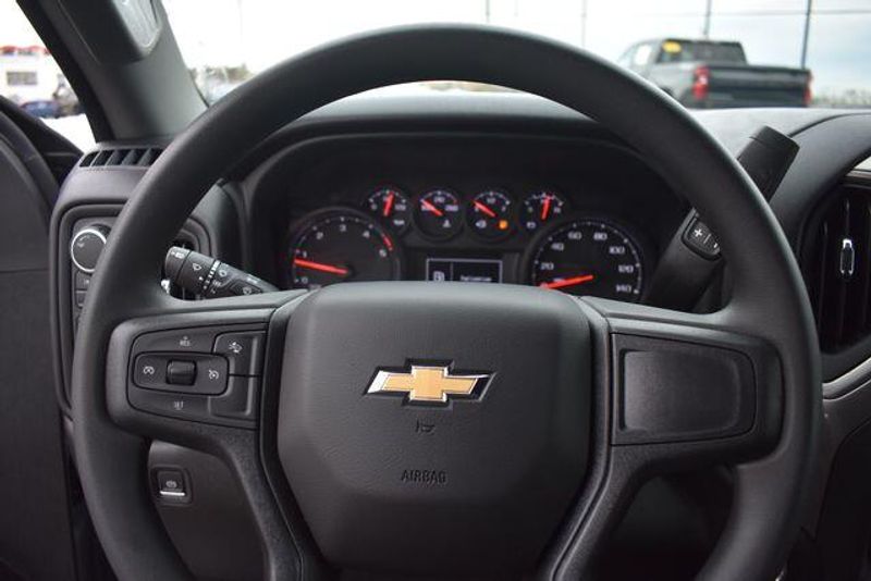 New 2026 Chevrolet Silverado 2500HD CustomImage 28