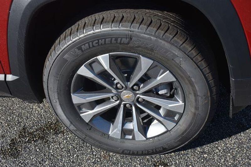 New 2026 Chevrolet Equinox LTImage 12
