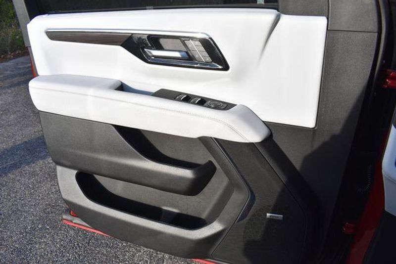 New 2025 Chevrolet Tahoe PremierImage 42