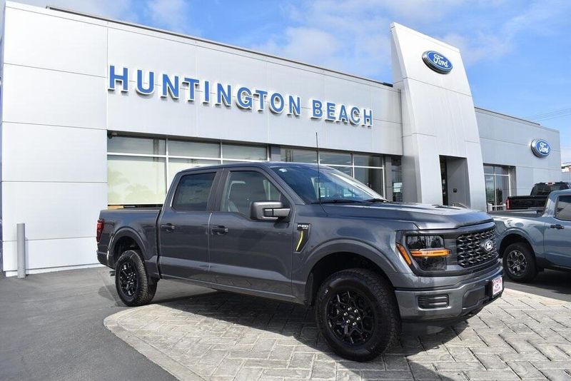 2025 Ford F-150 STXImage 1