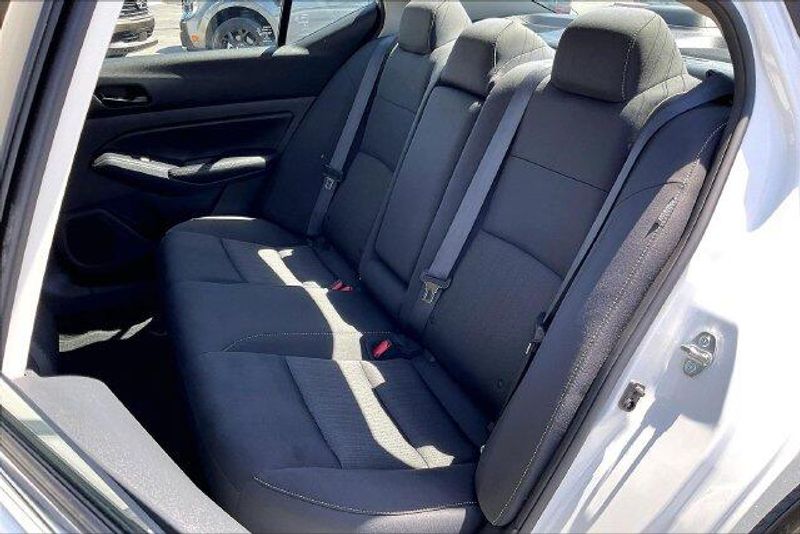 Used 2024 Nissan Altima 2.5 SVImage 25