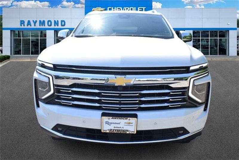 New 2025 Chevrolet Suburban PremierImage 8