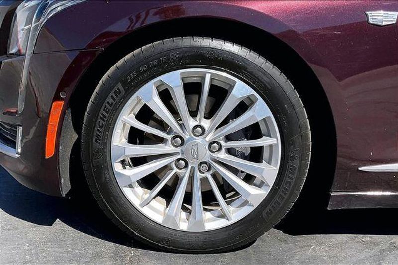 Used 2017 Cadillac CT6 Hybrid Plug-InImage 8