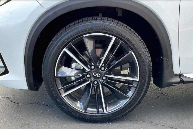 Used 2023 INFINITI QX50 SportImage 8