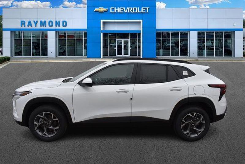 New 2026 Chevrolet Trax LTImage 7