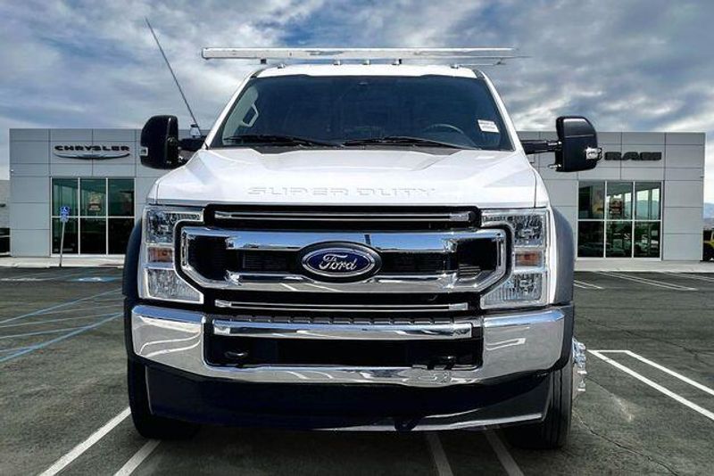 Used 2021 Ford F-450 Chassis XLTImage 2