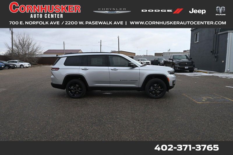 2025 Jeep Grand Cherokee L LimitedImage 1