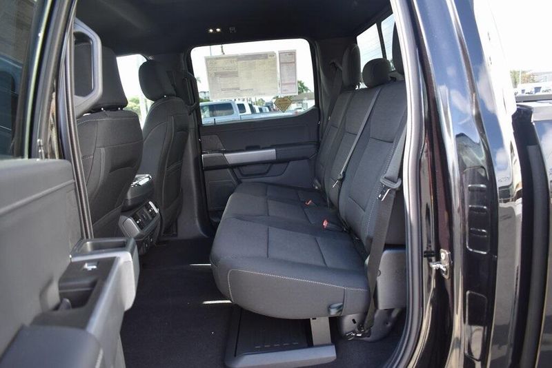 New 2025 Ford F-150 XLTImage 11