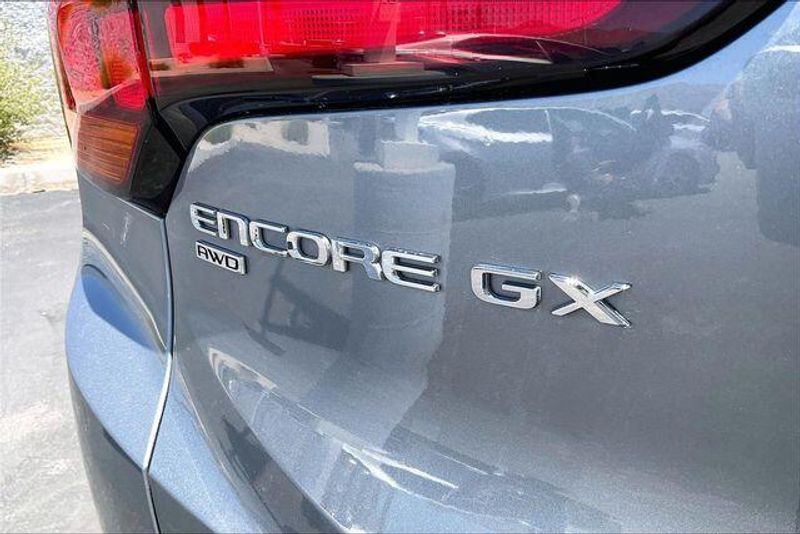 Used 2025 Buick Encore GX PreferredImage 7