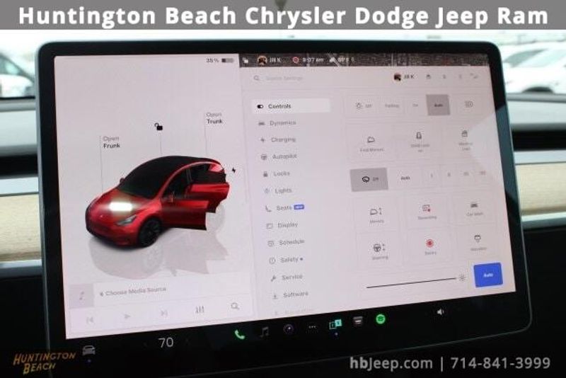 2022 Tesla Model Y Long RangeImage 17
