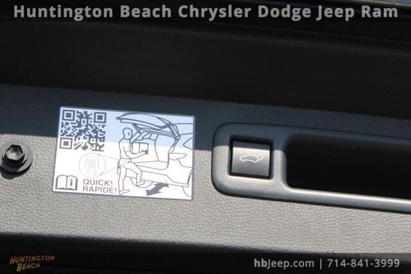 2024 Toyota Highlander XLEImage 38