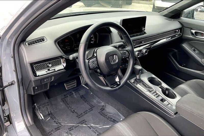 Used 2025 Honda Civic Sedan SportImage 14