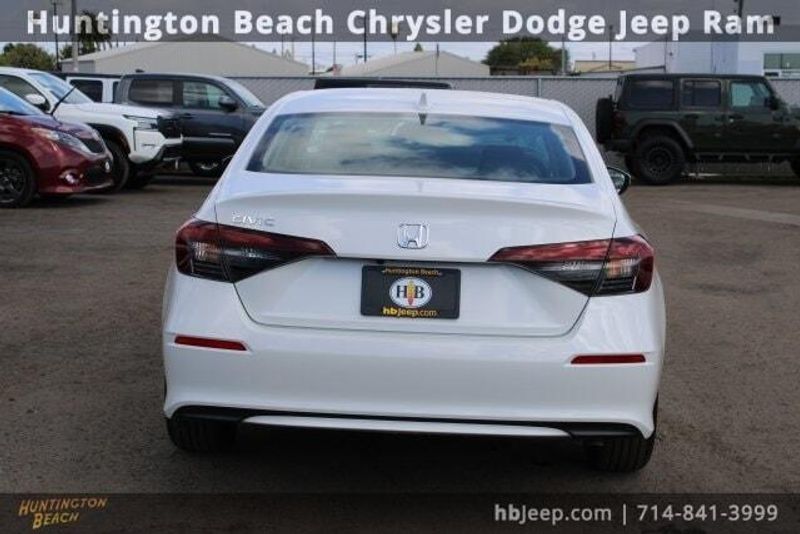 2025 Honda Civic LXImage 4