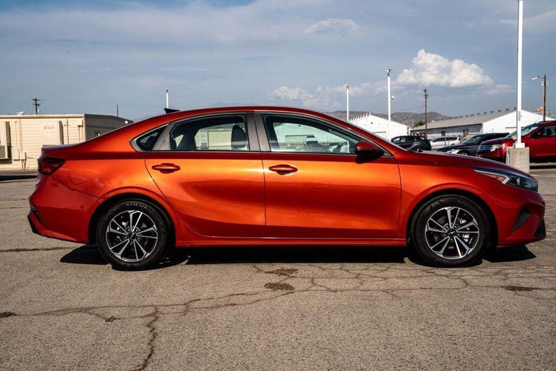 Used 2023 Kia Forte LXSImage 8
