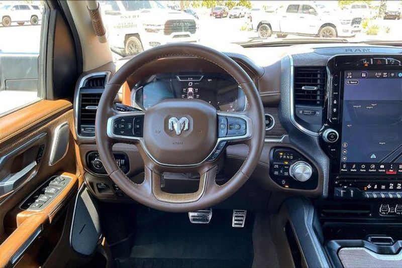 Used 2023 RAM 1500 LimitedImage 4