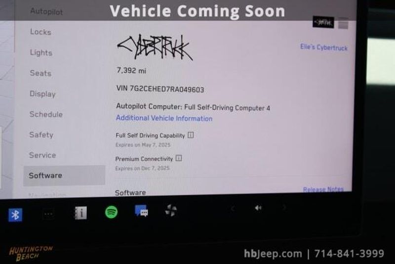 2024 Tesla Cybertruck BaseImage 24