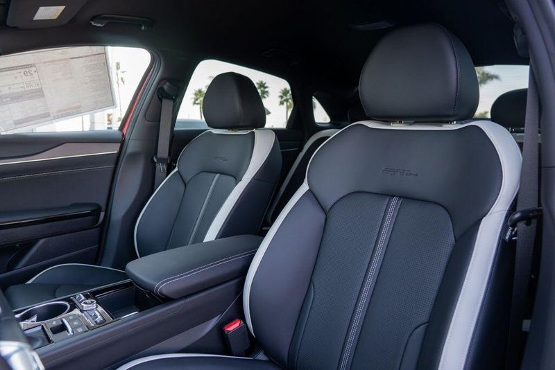 New 2026 Kia K5 GT-LineImage 9