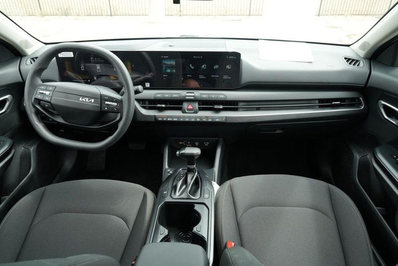 Used 2026 Kia K4 LXSImage 18