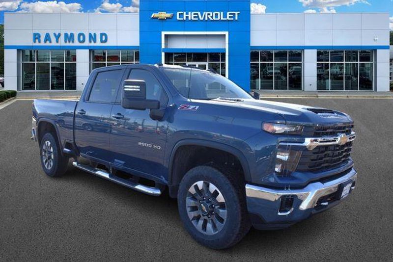 New 2026 Chevrolet Silverado 2500HD LTImage 1
