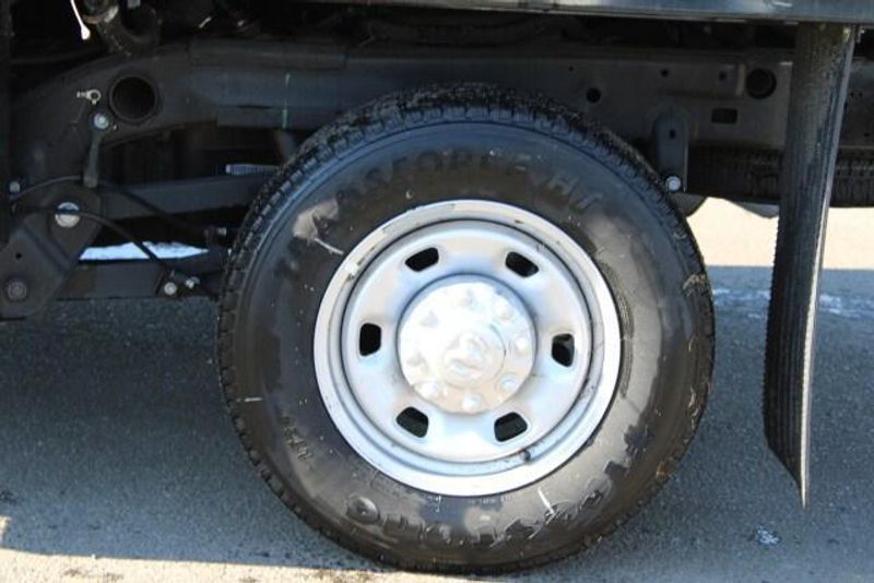2023 RAM 2500 Tradesman Regular Cab Harbor BodyImage 9